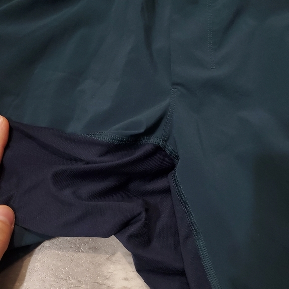 Lululemon T.H.E. Short *Luxtreme Liner 9". Indochine Blue (Teal = Blue/green). M - Picture 9 of 14
